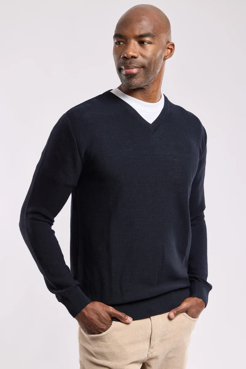 Crafted Pull col V Bérac - laine mérinos Carefully Designed