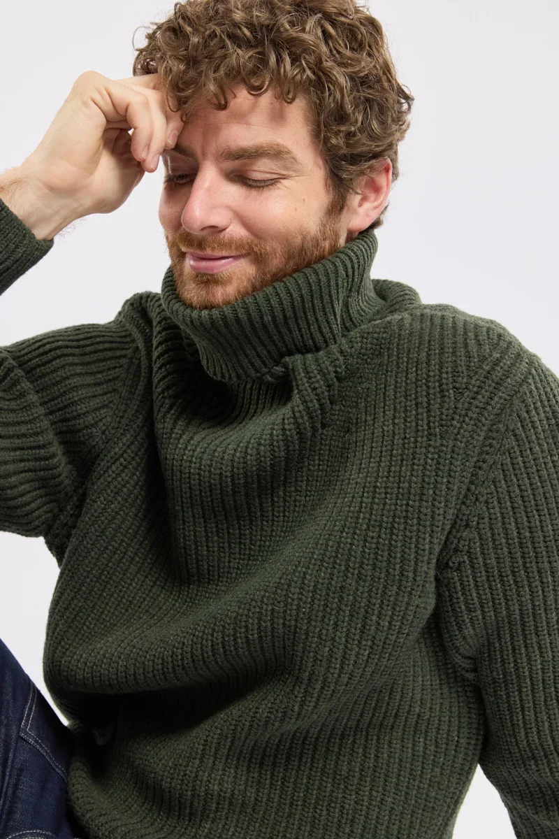 High-Quality High-neck jumper - wool Carefully Designed