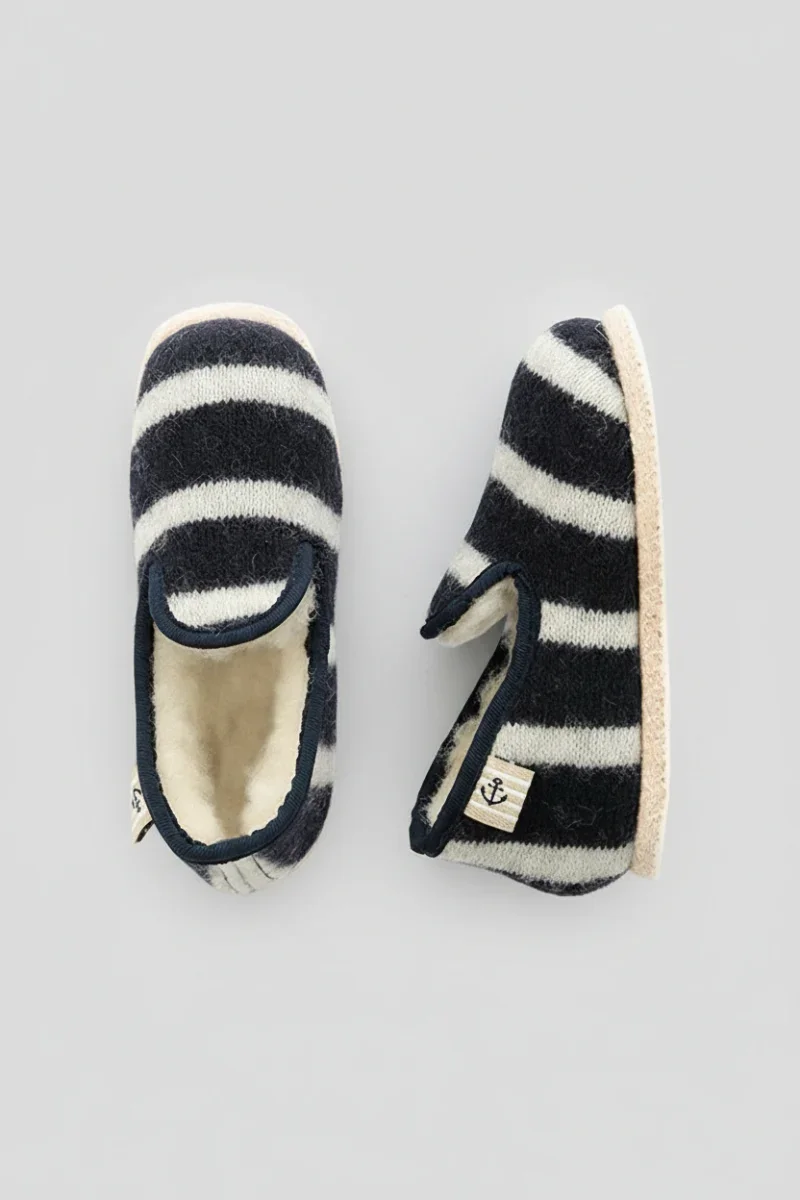 Innovative Striped Slippers - Size 24 to 31 Minimalist