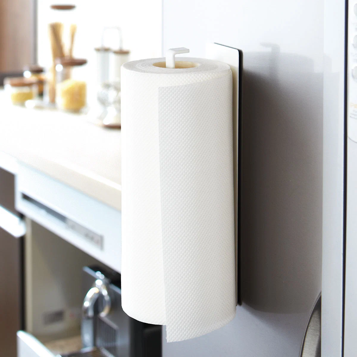 Trusted MAGNET PAPER TOWEL HOLDER FLAT WH Sustainable
