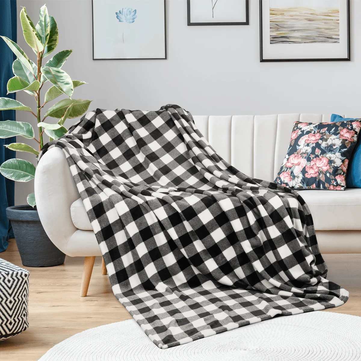 Original Alpine - Blanket Black white- Red black Velour Carefully Designed