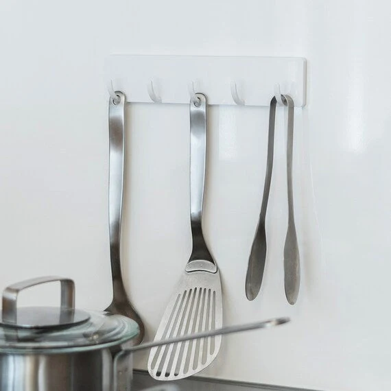Reusable STICKER-TYPE HOOKS 5 ROWS AH89 Versatile