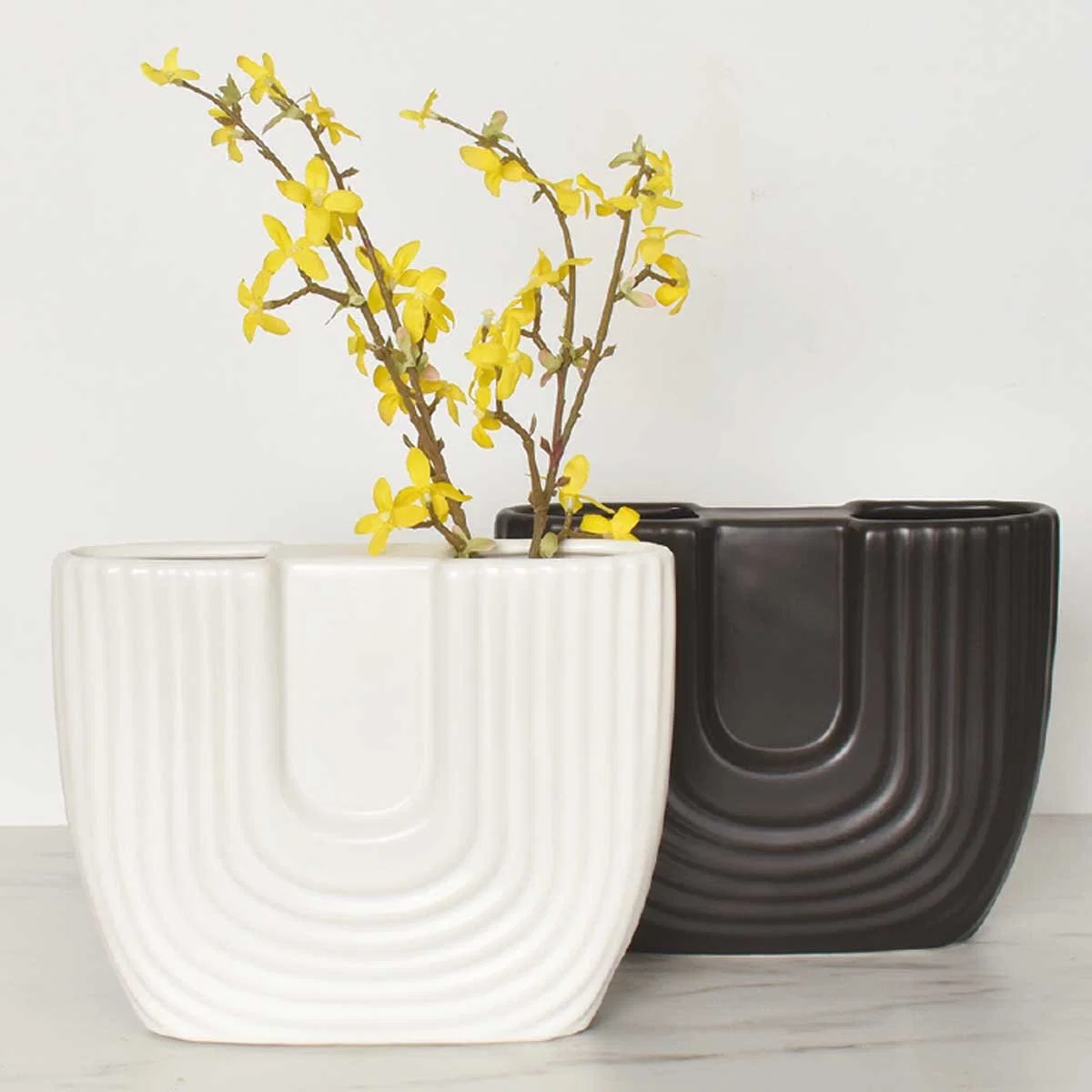 Verified Aria Porcelain Vase Original