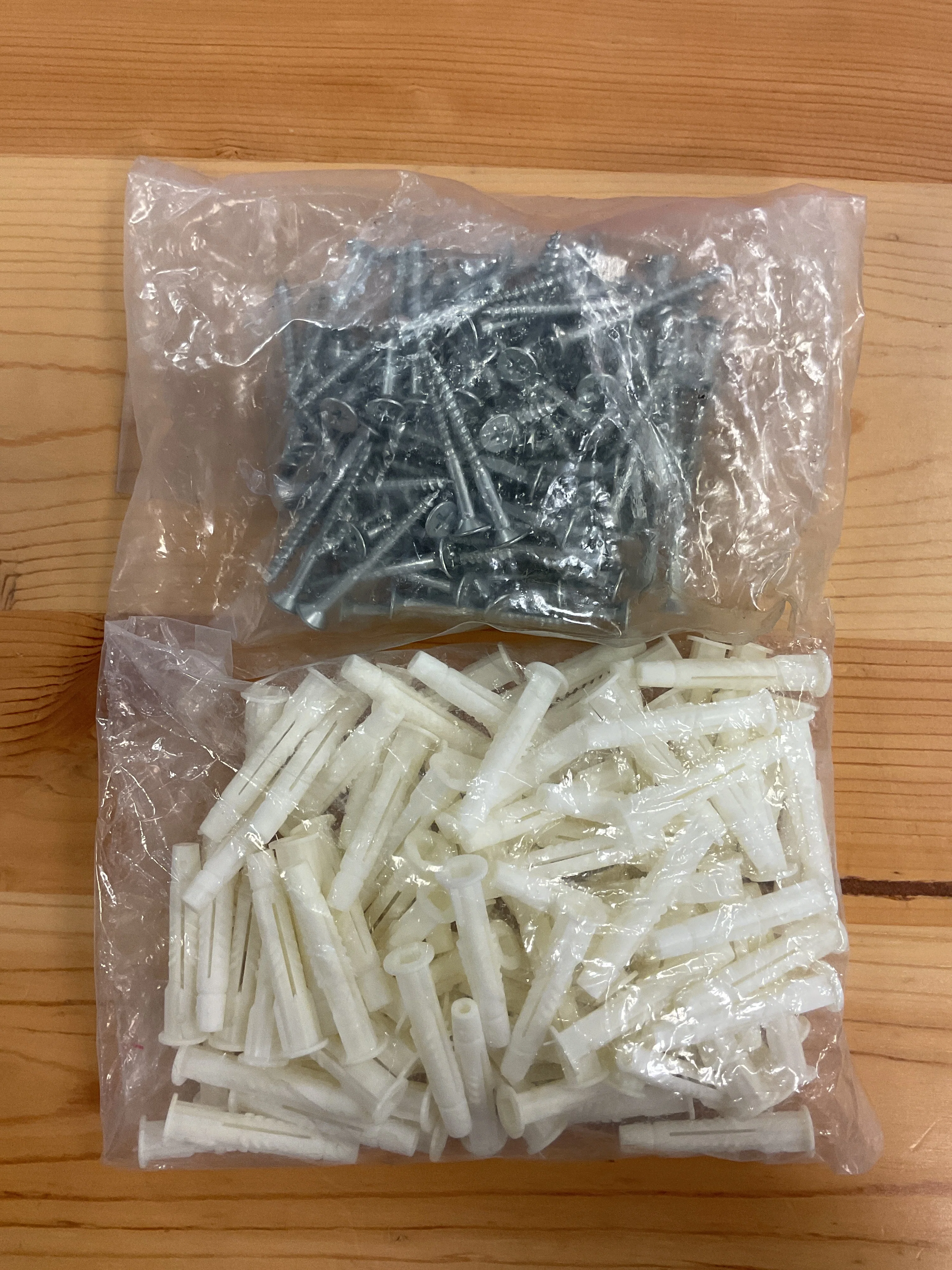 Fast BULK UNIVERSAL ANCHOR SCREW 100CT Dependable