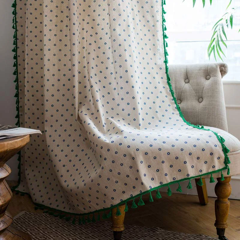World-Class Ownkoti Blue Daisy Green Brim Cotton Curtain Trendy