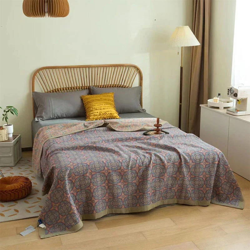 Premium Material Ownkoti Retro Flower Pattern Cotton Reversible Quilt Elegant