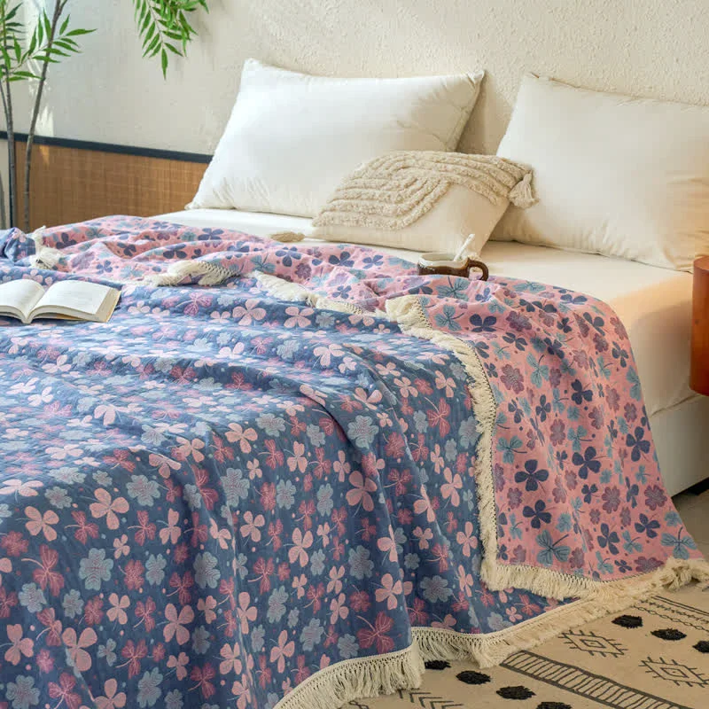 Artisan Ownkoti Clover Jacquard Cotton Linen Reversible Quilt Green