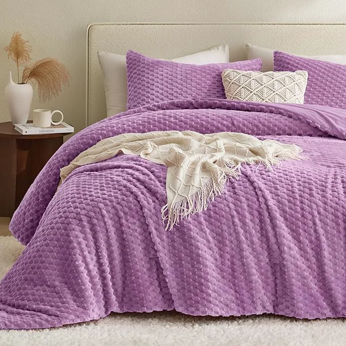 Relaxed Petrichor Fluffy Queen Comforter Set - Ultra-Soft Lavender Flannel Thick Comforter for Queen Bed Luxury Warm Bedding Set for Winter amp Fall Cozy Fuzzy Bed Set 3 Pieces 1 Comforter amp 2 Pillowcases World-Class