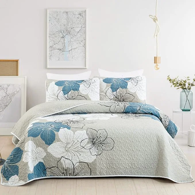 Sophisticated DJY 3 Pieces Quilt Set Queen Floral Pattern Coverlet Elegant Boho Bedspread with 2 Pillow Shams Lightweight Microfiber Bedding All Season Blue 90 quot x96 quot Enhanced