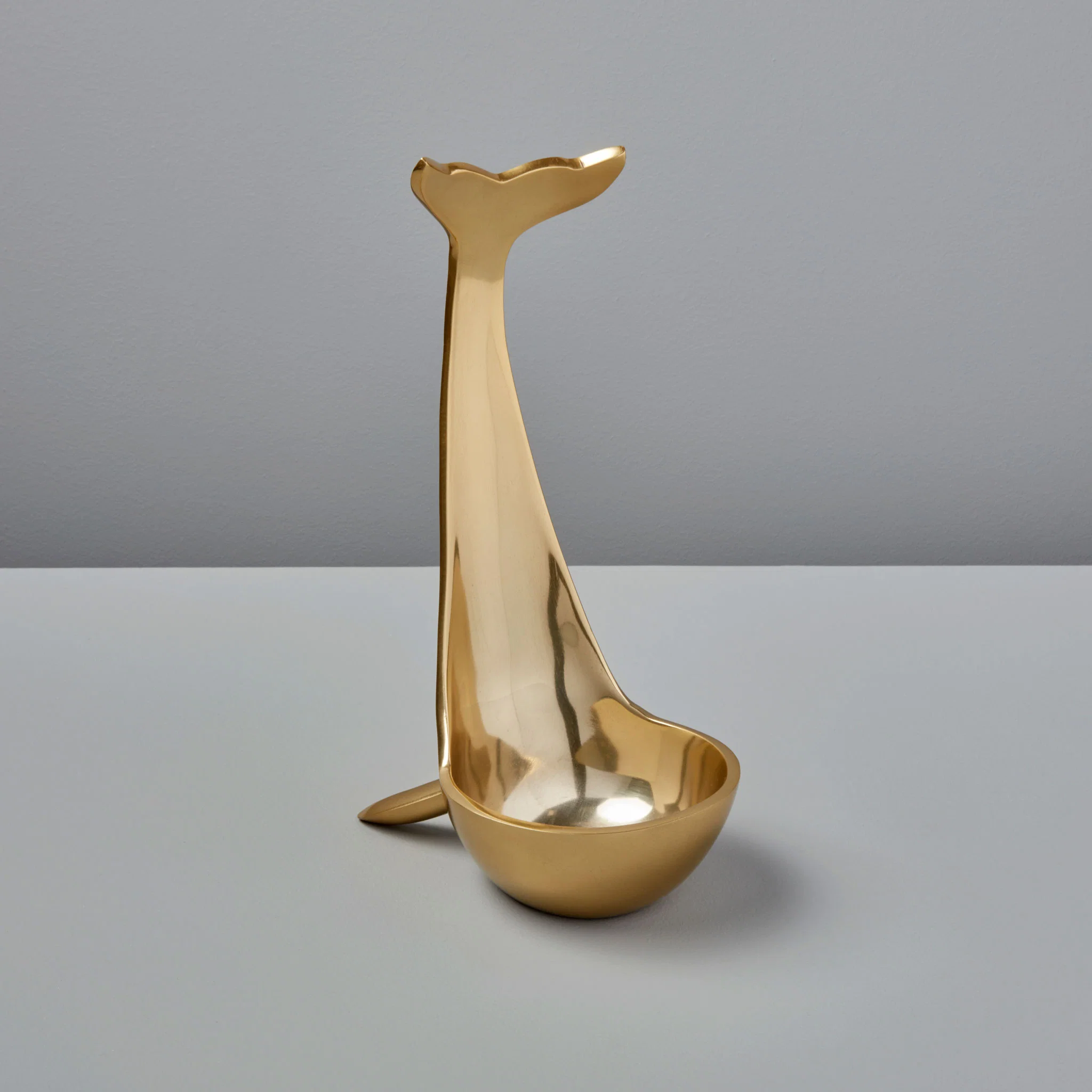 Healthy Gold Polished Aluminum Whale Bottle Holder Recyclable