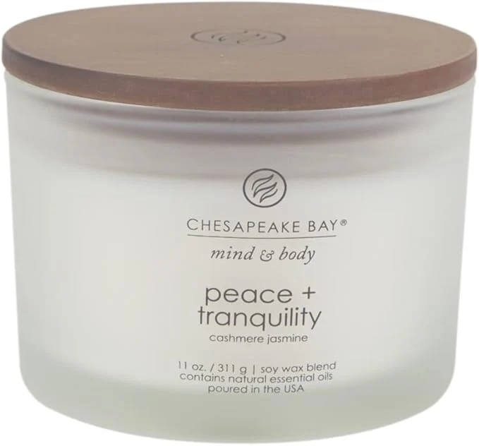 Powerful Chesapeake Bay Candle Scented Candle Peace Tranquility 3-Wick Coffee Table Jar Authentic