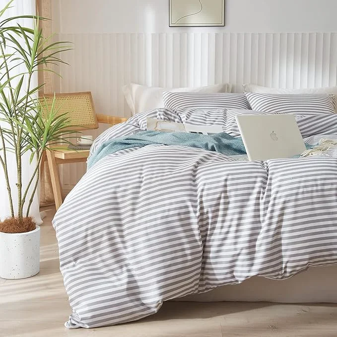 Contemporary Striped Comforter Set Twin XL Size Grey White Stripes Pattern Comforter Fluffy Bed Set for Men Boys 3 Pieces Lightweight Bedding Comforter Set for All Seasons Soft Fluffy Comforter with 2 Pillowcases Powerful