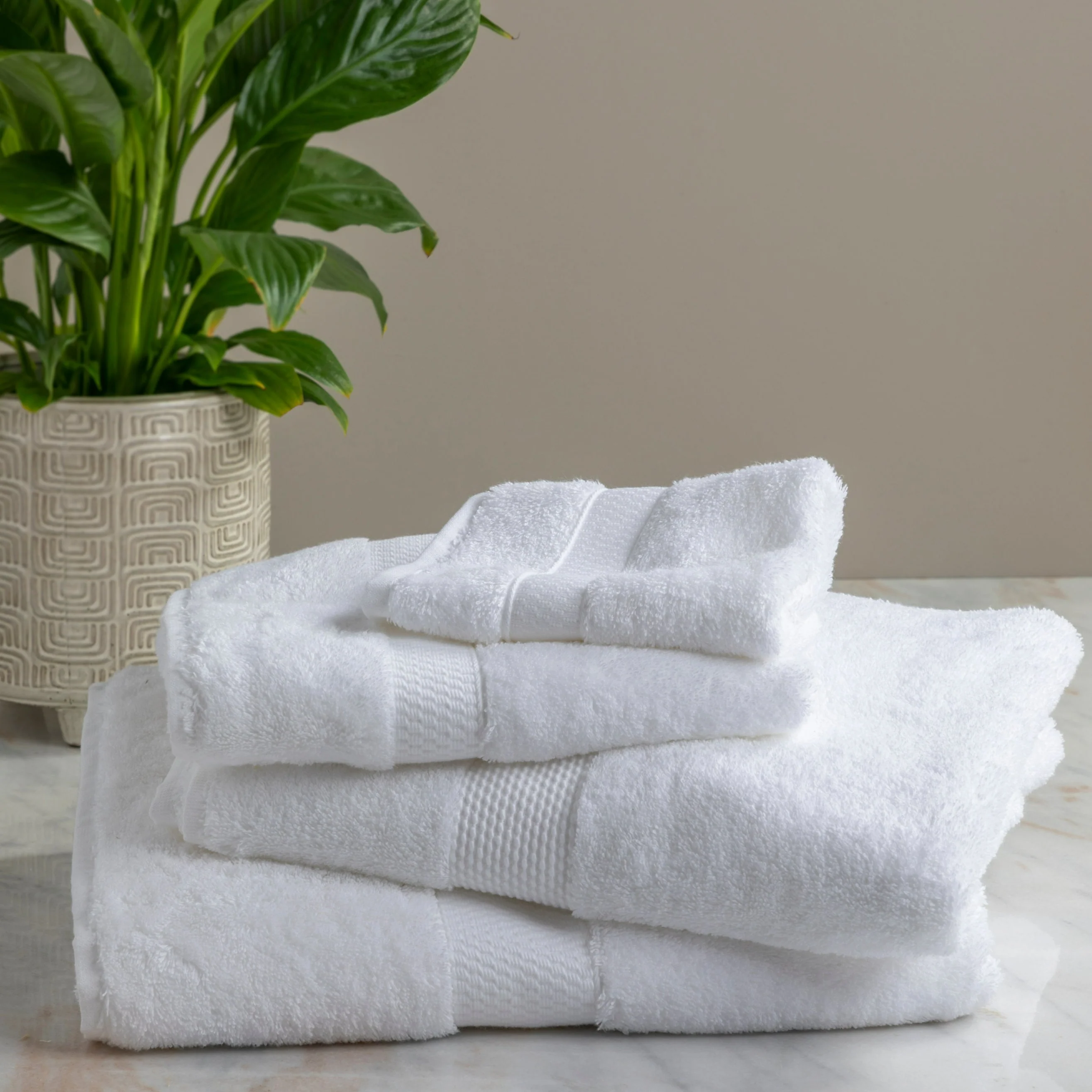 Carefully Designed City Hand Towel White Solid