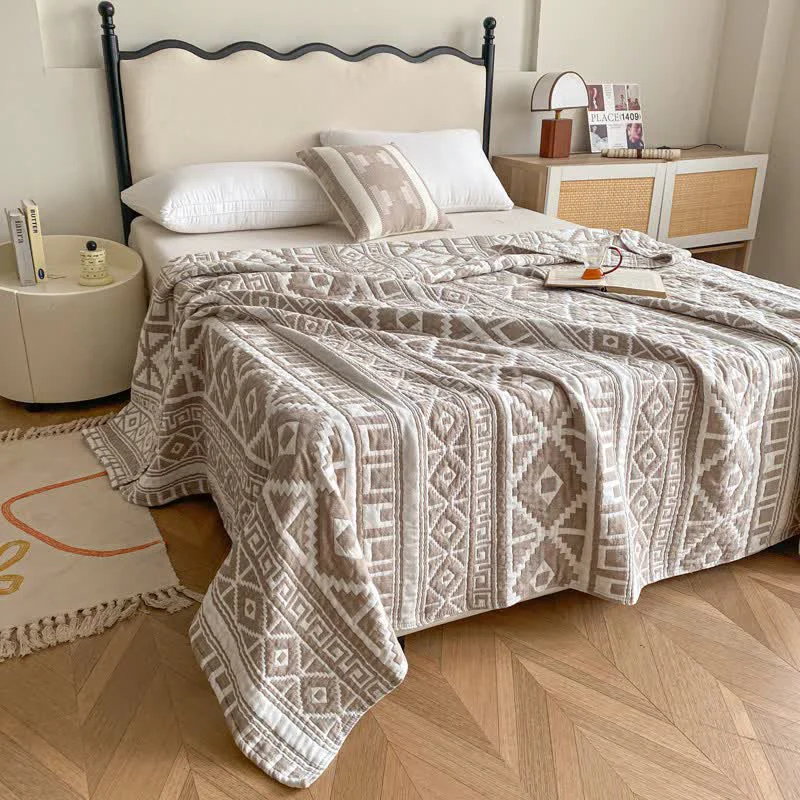 Fashionable Ownkoti Ethnic Style Geometric Cotton Gauze Quilt Solid