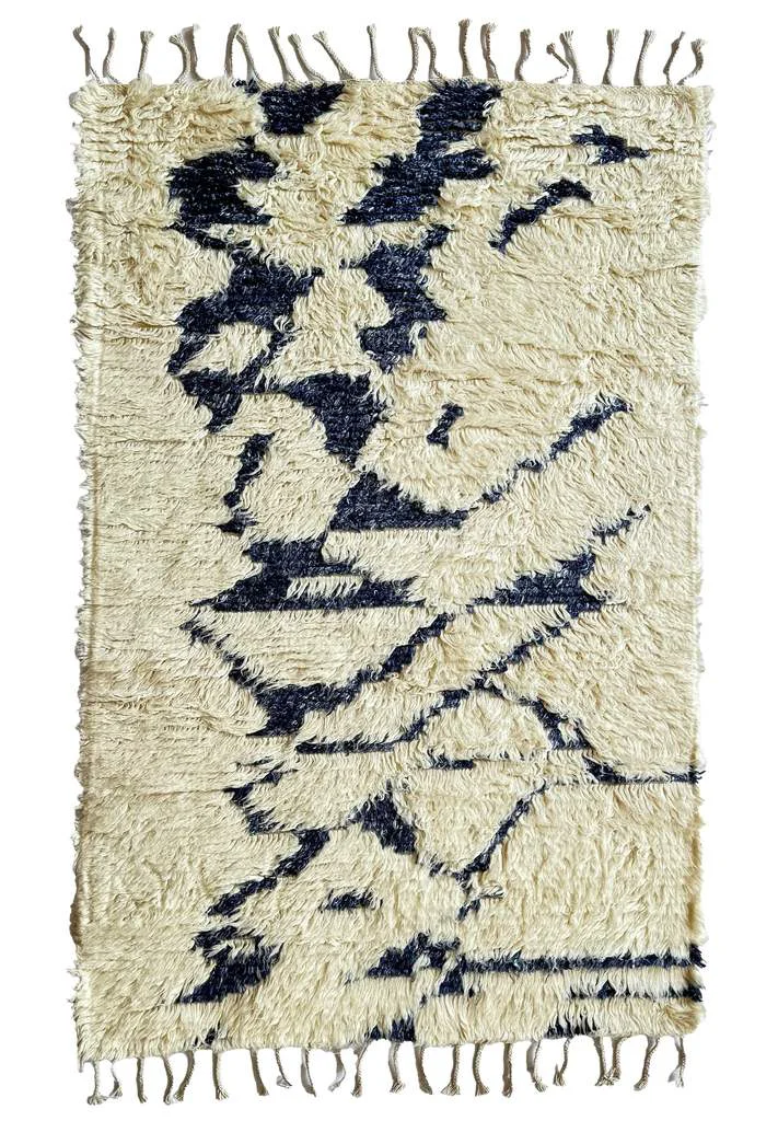 Fashionable Nomad Ivory Navy Rug Refined