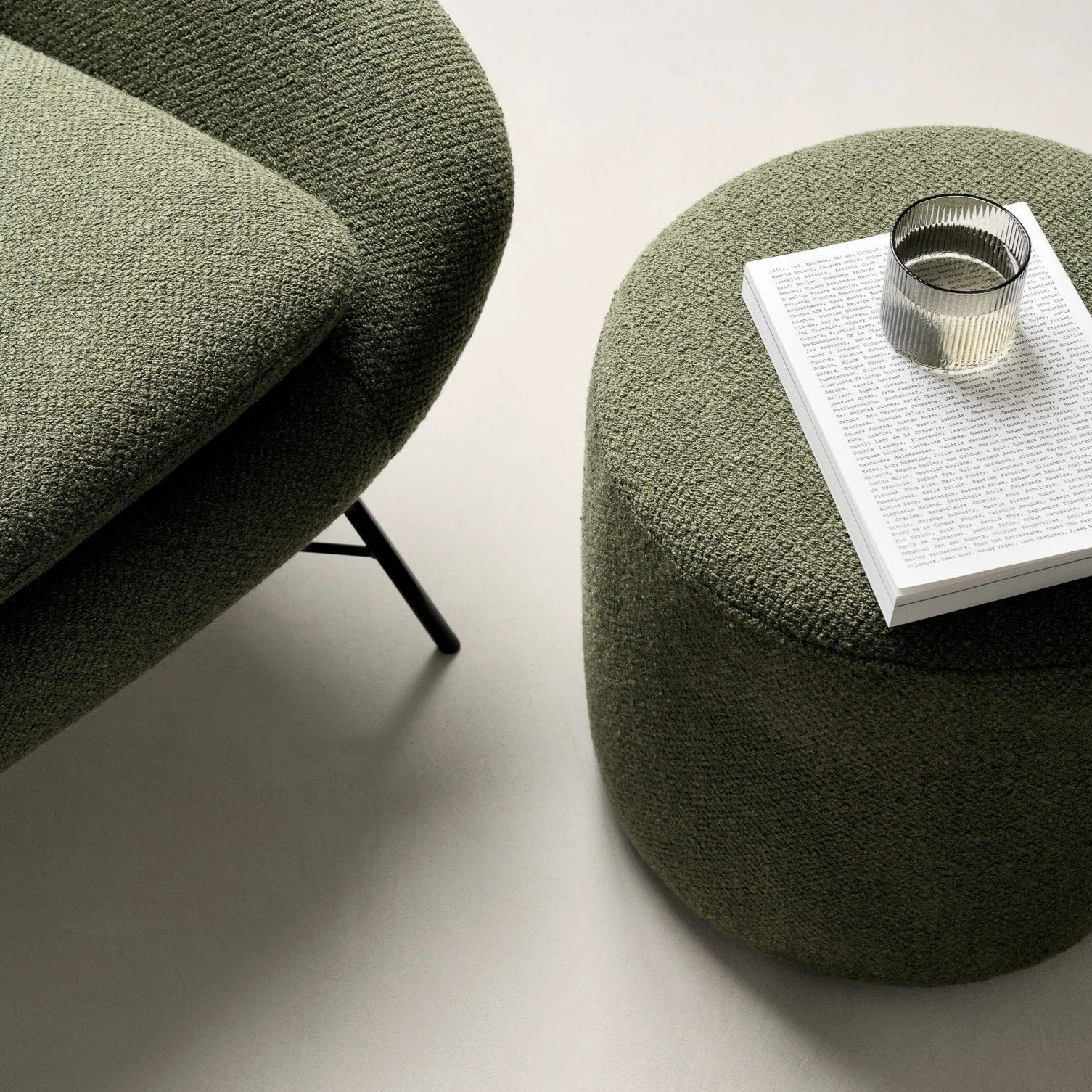 Premium Material Barrow Pouf Pine Green 15.5 quot Luxury