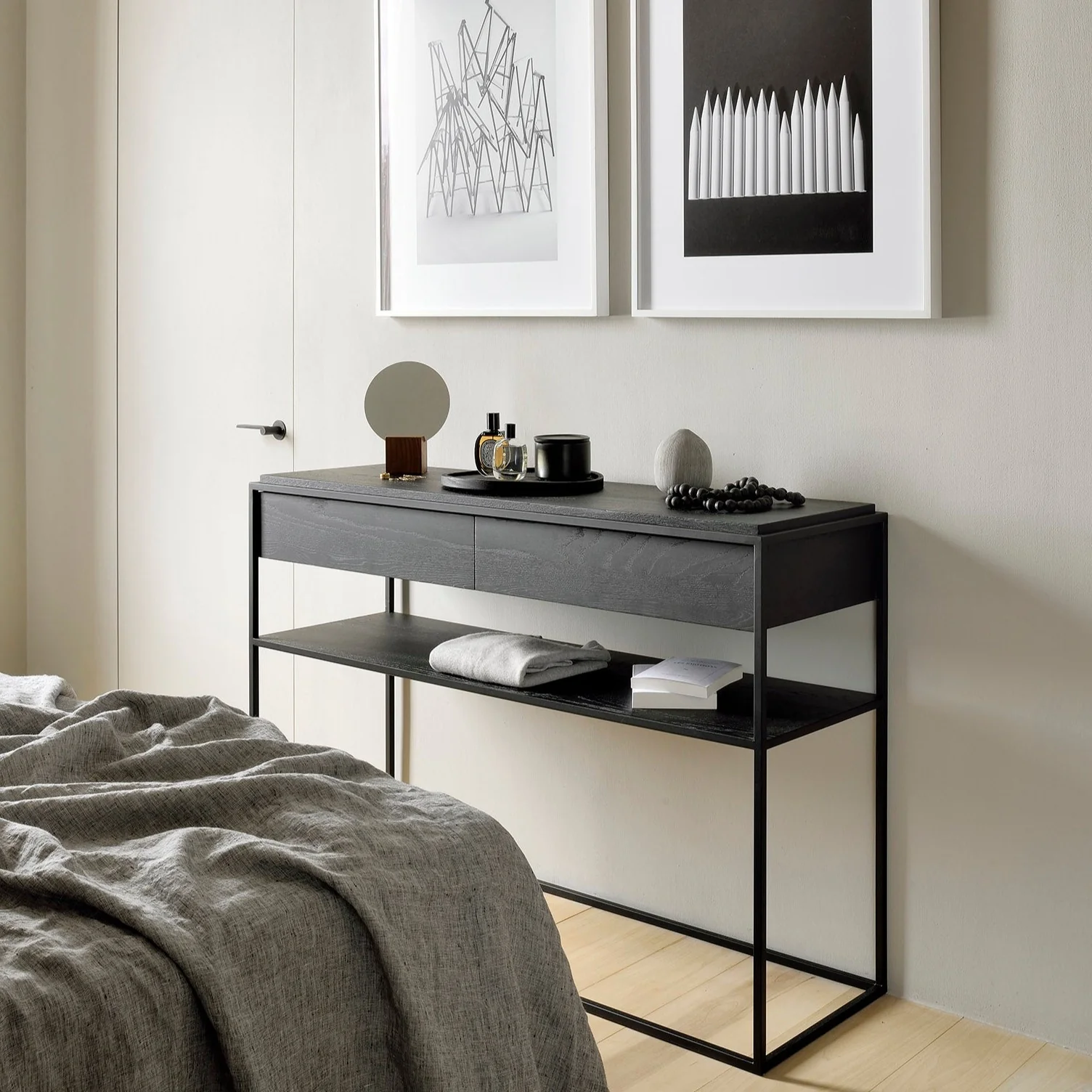 Professional Monolit Console Black Oak Selected