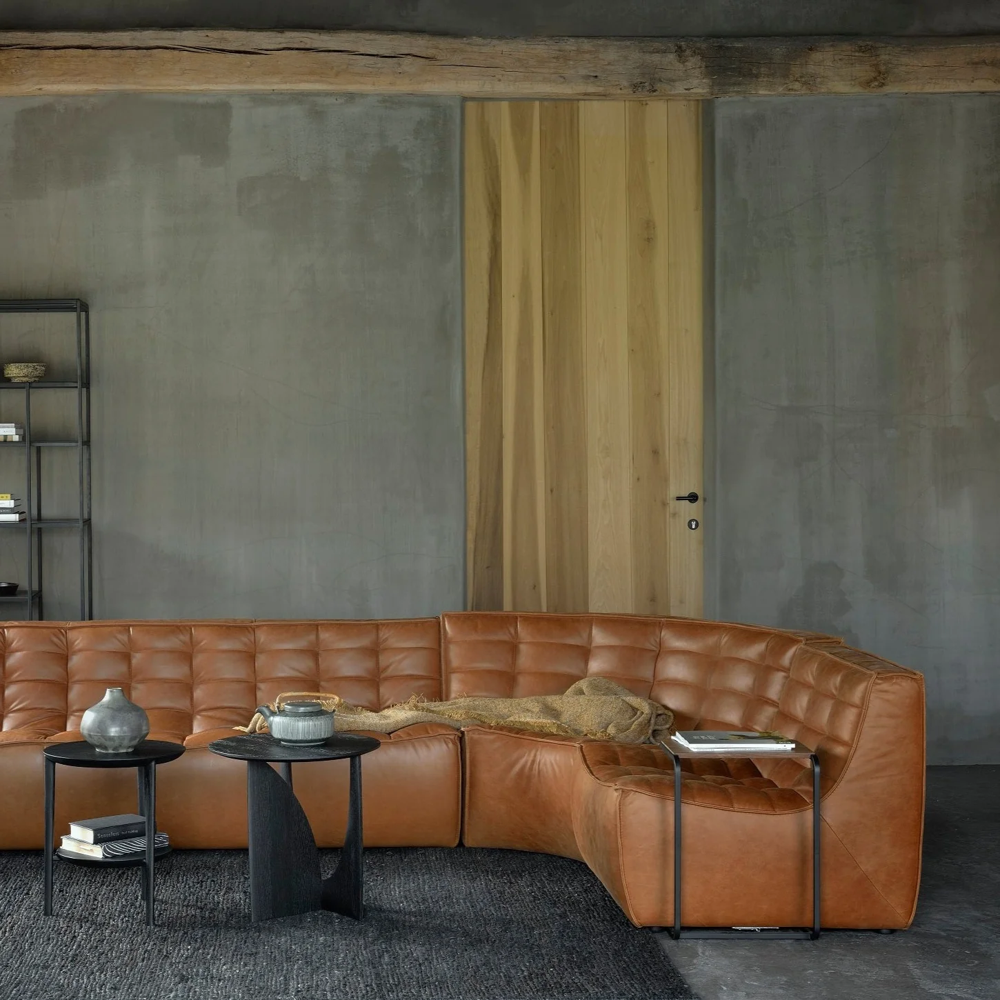 High-End N701 Round Corner Sofa Old Saddle Leather Practical