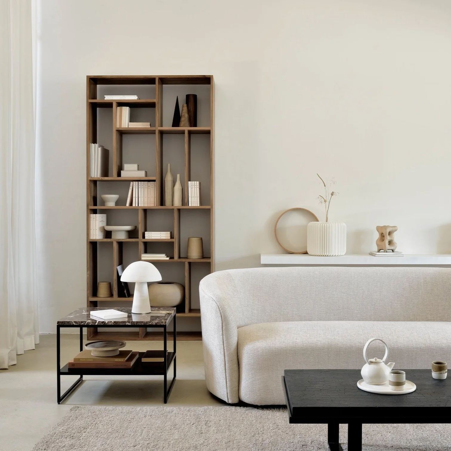 High-End Solid Teak M Rack Easy-to-Use