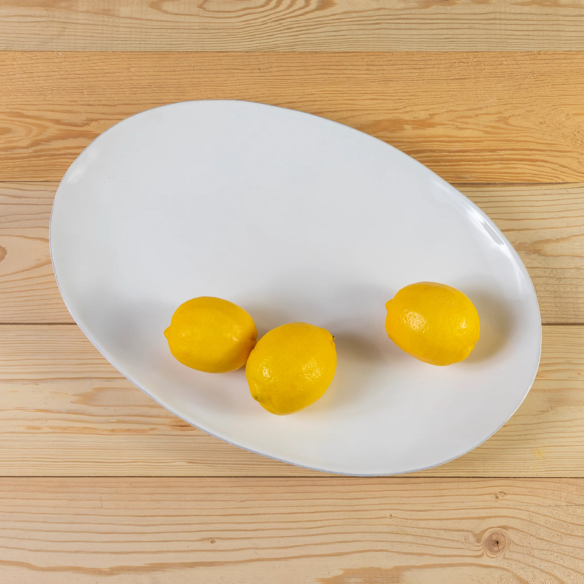 Recyclable Livia 18 quot Oval Platter White Practical