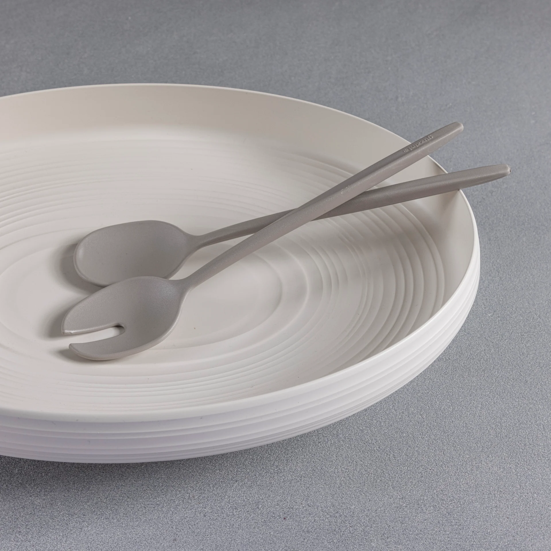 Trusted Tierra Serving Set Taupe Quality