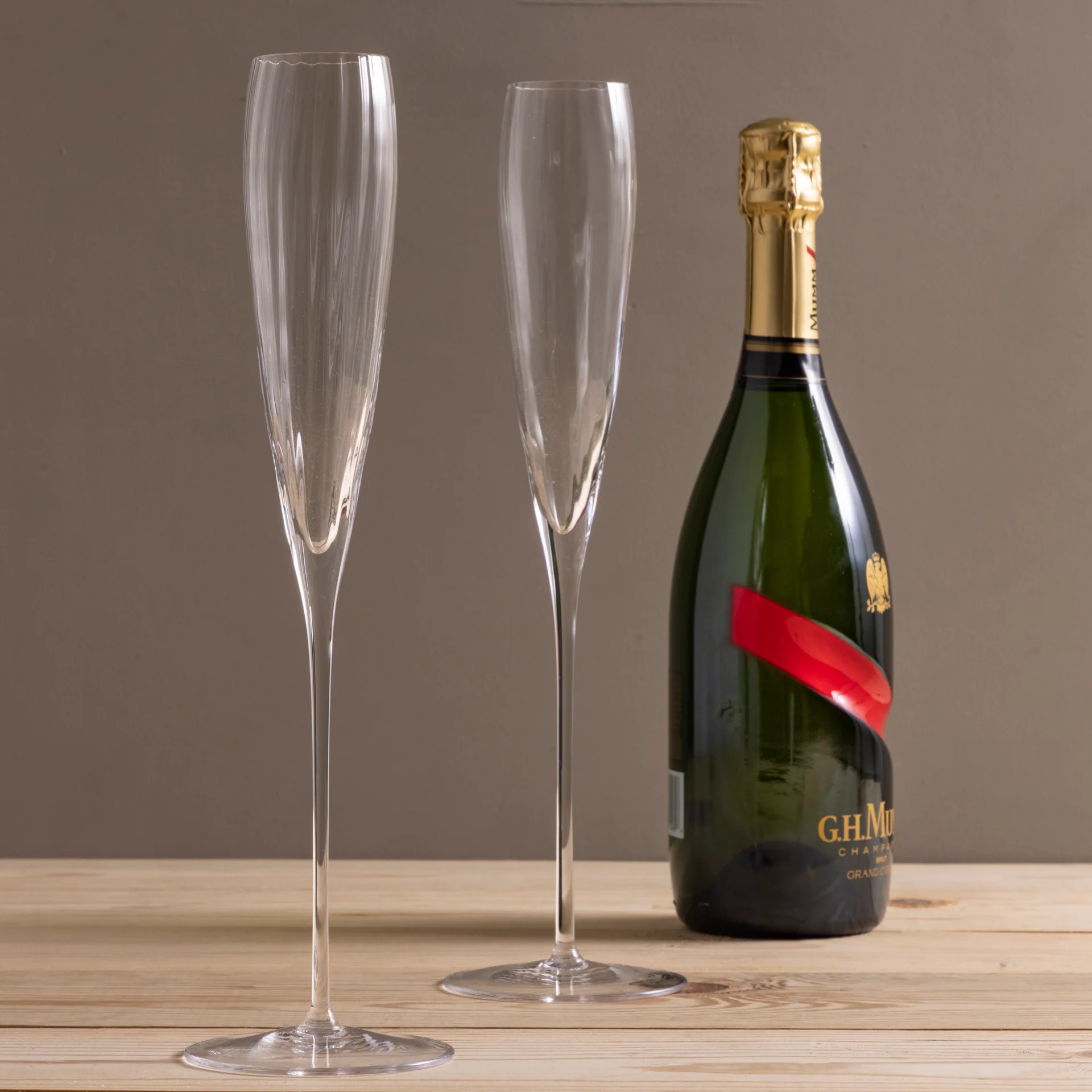 Clean Aurelia Champagne Flute Set of 4 Next-Generation