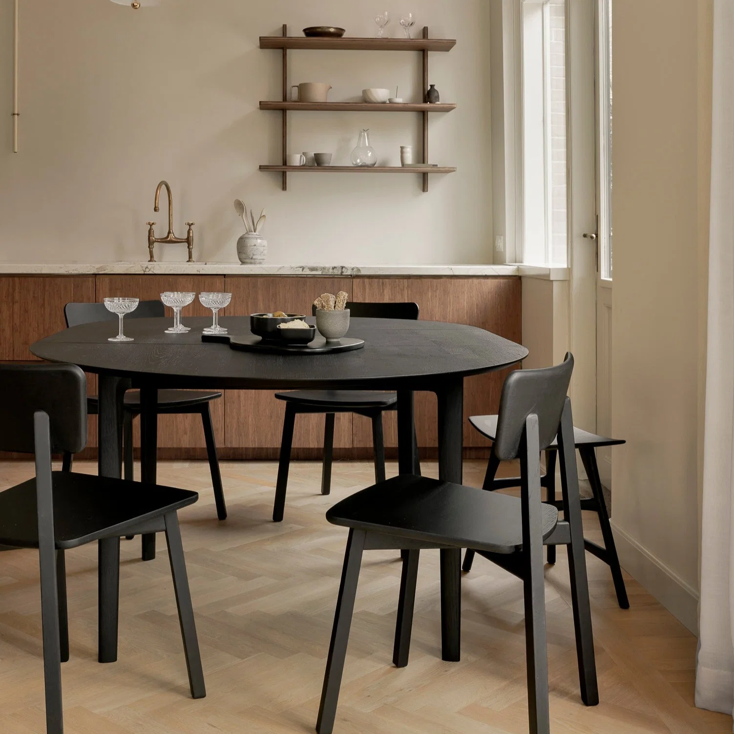Smooth Bok Extendable Solid Black Oak Dining Table Round 51 quot 71 quot Relaxed