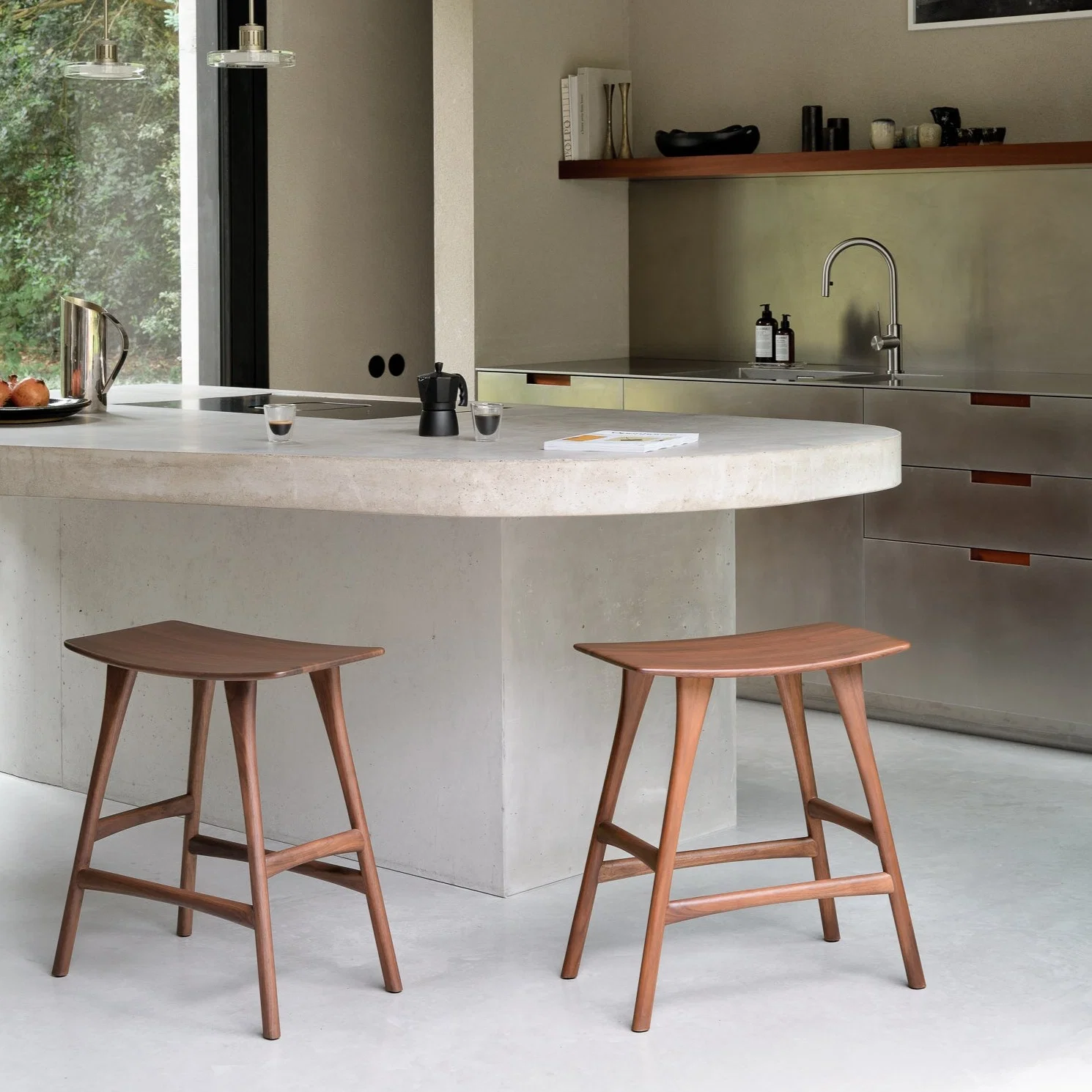 Organic Osso counter stool - varnished teak - brown Responsible
