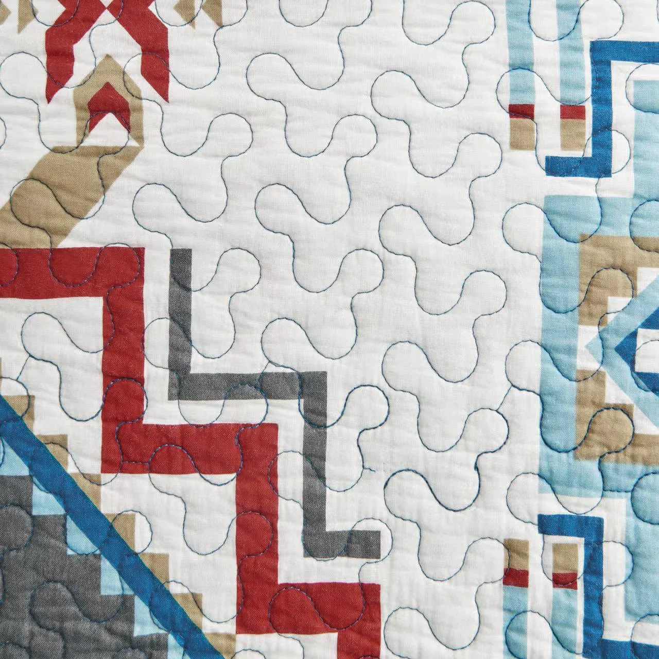 Traditional Spirit Valley Quilt Teal Swatch Dependable