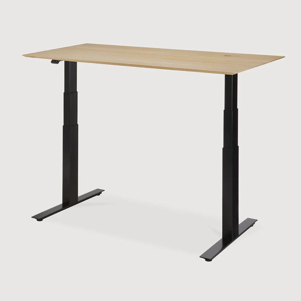 Smooth Bok adjustable desk - varnished oak top - black base - rectangular - with cable management - US Safe