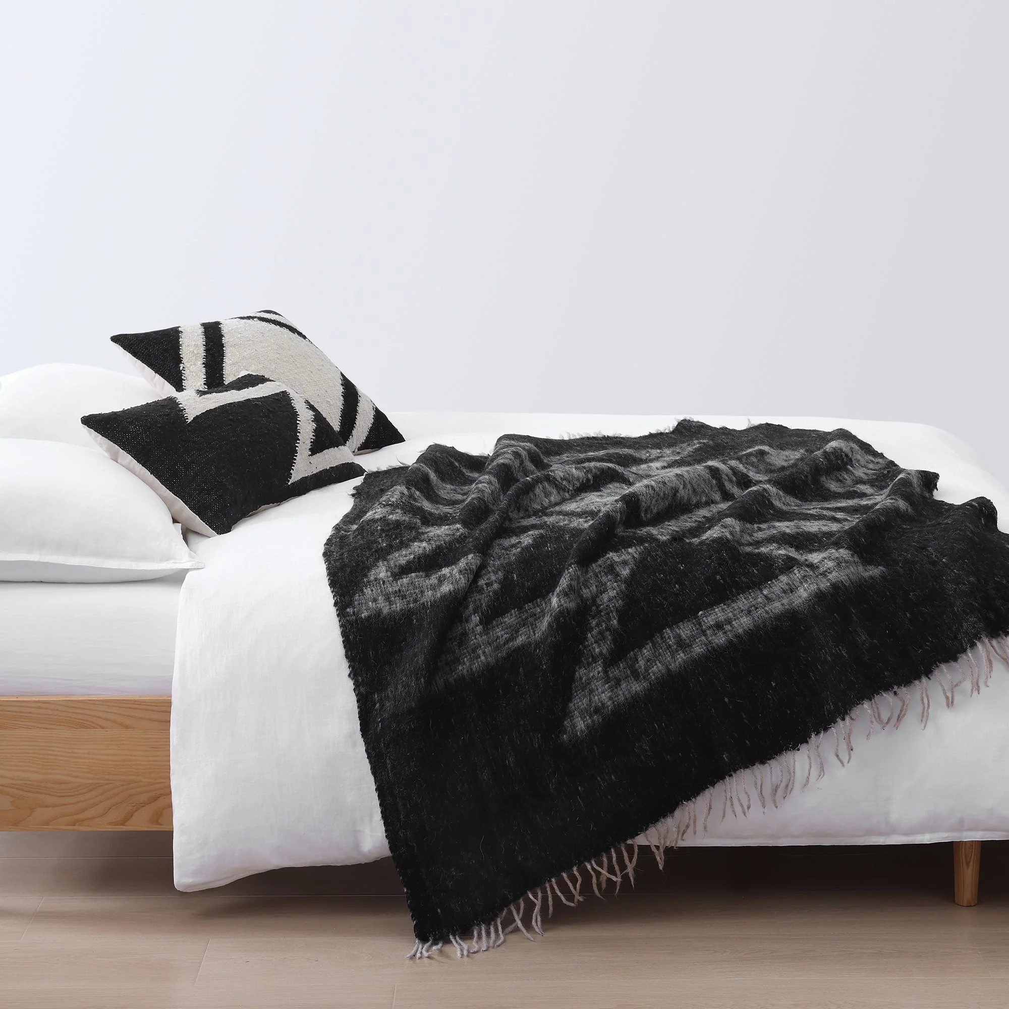 Official Antigua Wool Handwoven Throw Blanket Durable