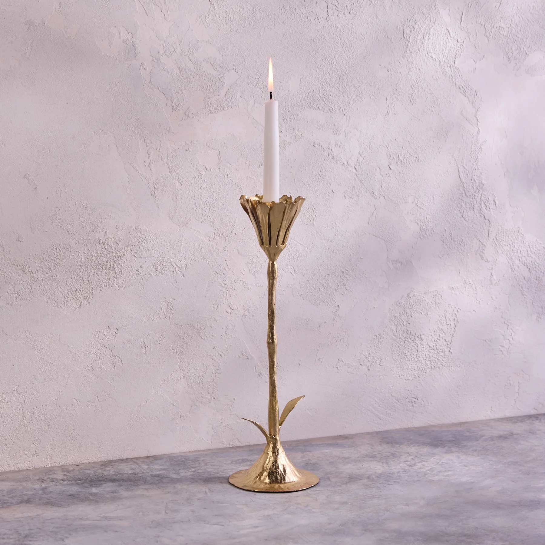Top-Quality Gold Floral Candleholder Large Exceptional