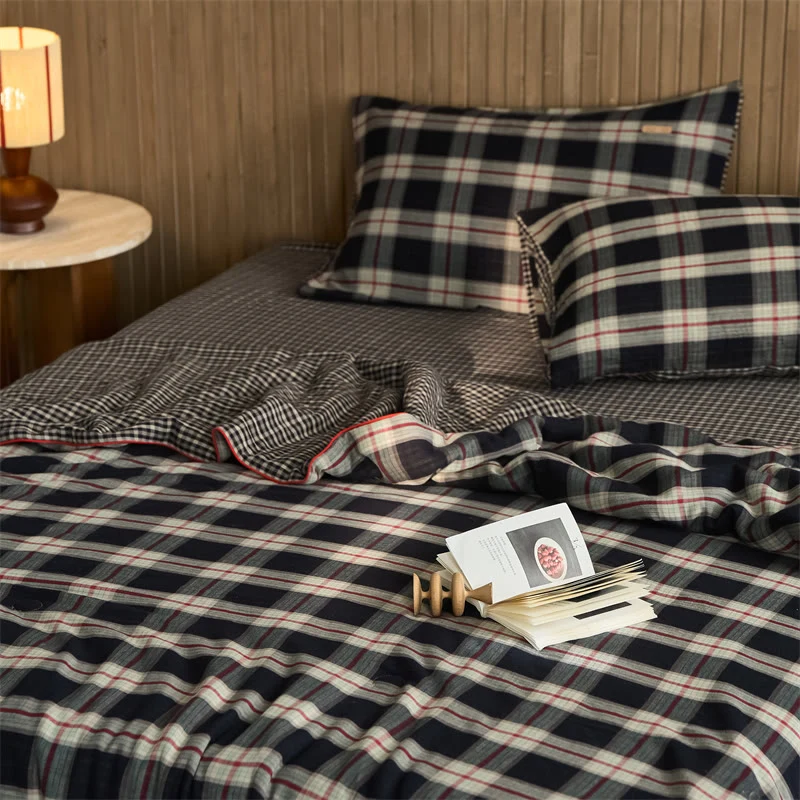 Next-Generation Ownkoti Simple Plaid Pure Cotton Quilt Set Excellent