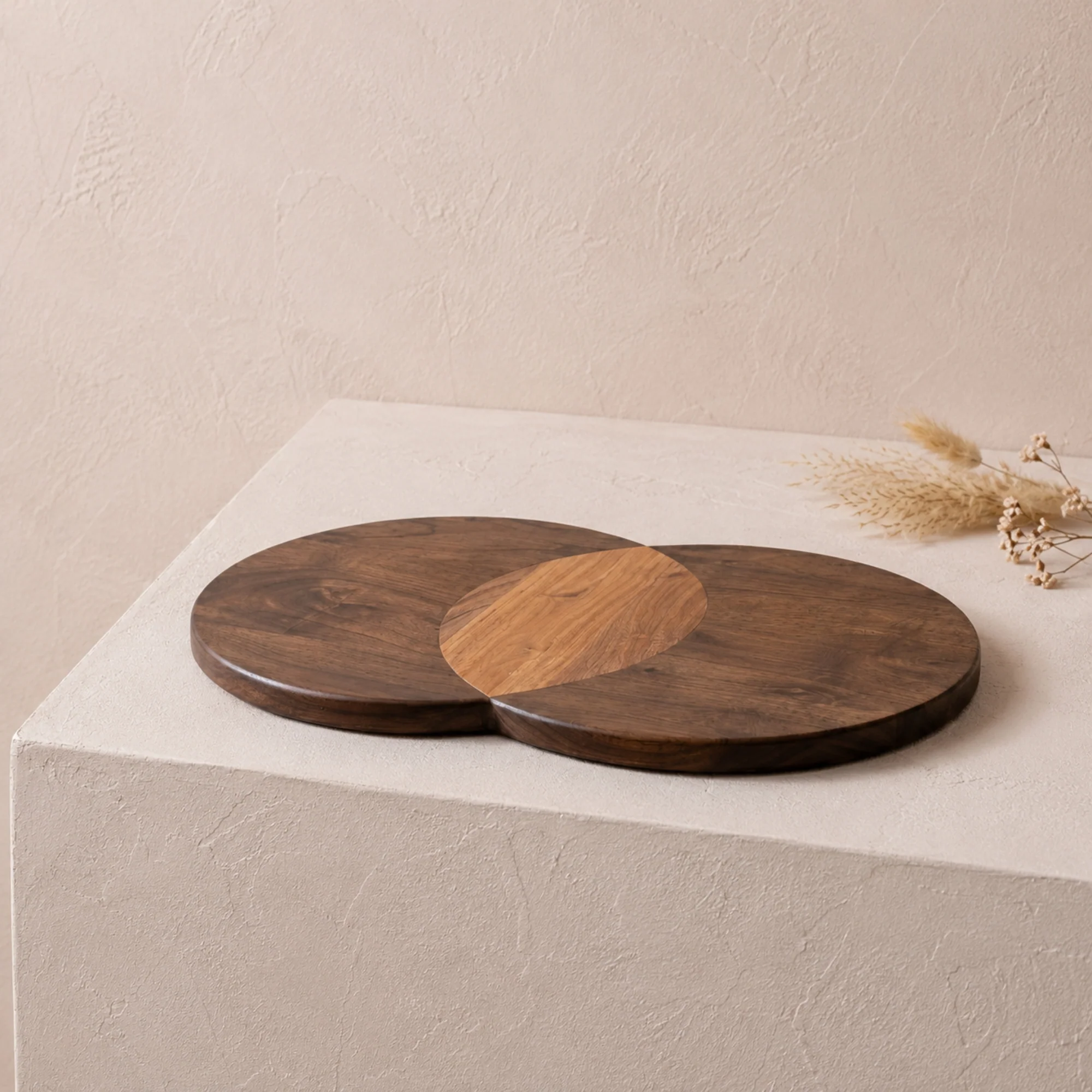 Outstanding Aeryn Board Circles Luxury