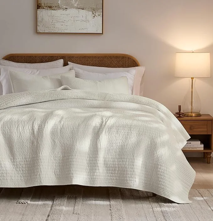 Elegant palassio Striped Beige Cotton Quilt King Size Bedding Sets Lightweight Crinkly Channel Pick Stitch Textured Bedspread Soft Shabby Chic Farmhouse Country Coverlet for All Season 2 Shams Quality