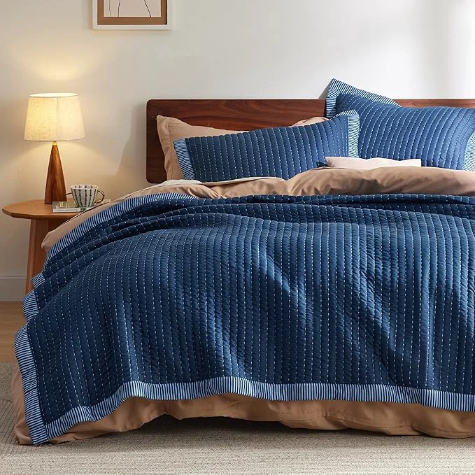 Detailed Bedsure Navy Quilts Queen Size - Queen Quilt Bedding Set Bedspread Coverlet Lightweight Corduroy Pattern Bedspread 3-Piece Set with 90 quot x96 quot Coverlet amp 2 Pillow Shams All-Season Soft Microfiber Quality