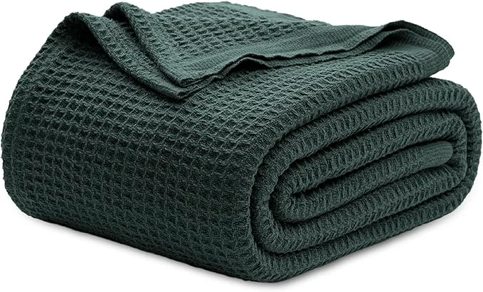 Excellent Bedsure Gentlesoft Cotton Blanket King Size for Bed - Breathable and Soft for Spring Summer Thick Cozy Waffle Weave Blanket Gifts for Women Dark Green 104x90 inches Luxury