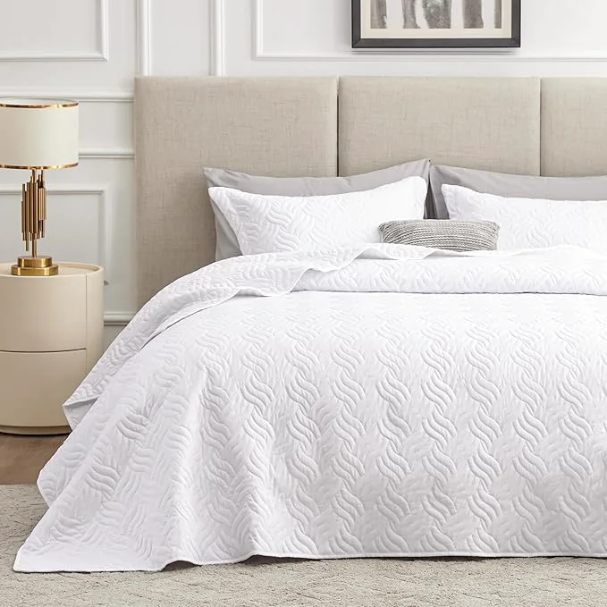 Trusted Love 39 s cabin King Size Quilt Set White Bedspreads - Soft Bed Summer Lightweight Bedspread Comforter - Modern Style Wave Pattern Coverlet for All Season - 3 Pieces 1 Quilt 2 Pillow Shams Effective