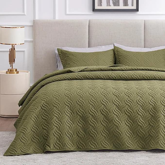 Sophisticated Love 39 s cabin California King Size Quilt Bedding Set Olive Green Bedspread - Cal King Summer Lightweight Bedspread Comforter - Wave Pattern Coverlet for All Season - 3 Pieces 1 Quilt 2 Pillow Shams Professional