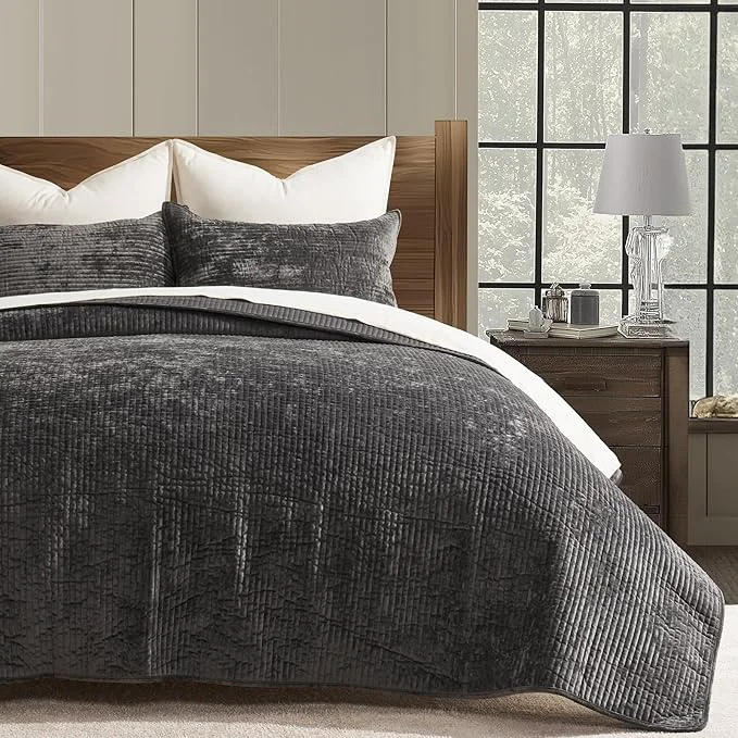 High-Quality EVERGRACE Velvet Quilt Set King Size Luxurious Soft Quilted Bedding Sets Lightweight Velvet Comforter for All Season Striped Channel Bedspread Coverlet with 2 Shams Washed Black Artisan