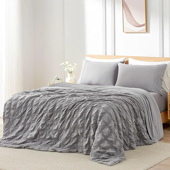 Natural Cozy Bliss Cooling Comforter Seersucker Plaid Queen Size Q-Max 0.45 Lightweight Cooling Blanket Breathable Silk Smooth Summer Bedding Quilt for Hot Sleepers Night Sweats Dark Grey Safe