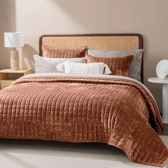 Practical RECYCO Luxury Velvet Quilt Set Full Queen Size Bedding Sets Ultra Soft Velvet Comforter Set Lightweight Channel Box Stitch Oversized Bedspread Coverlet for All Season with 2 Shams Terracotta Fawn Relaxed