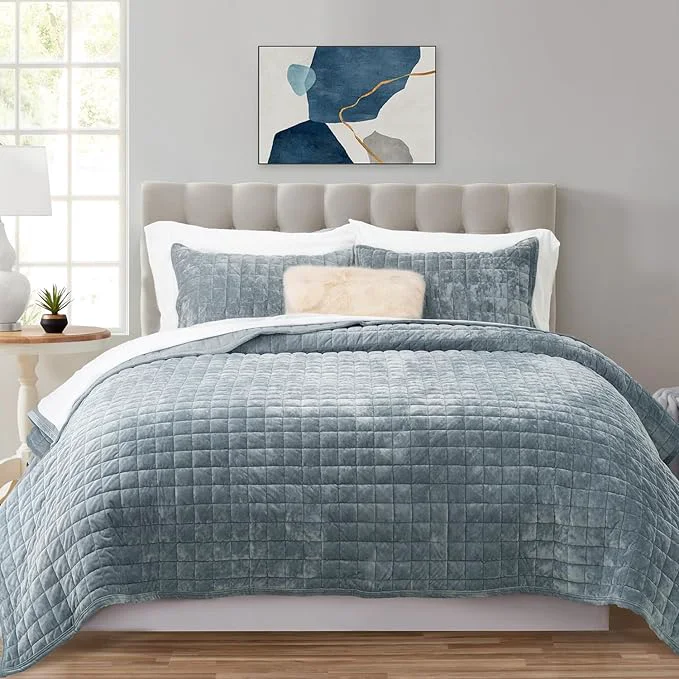 User-Friendly RECYCO Luxury Velvet Quilt Set King Size Bedding Sets Ultra Soft Velvet Comforter Set Lightweight Channel Box Stitch Oversized Bedspread Coverlet for All Season with 2 Shams Blue Linen Long-Lasting