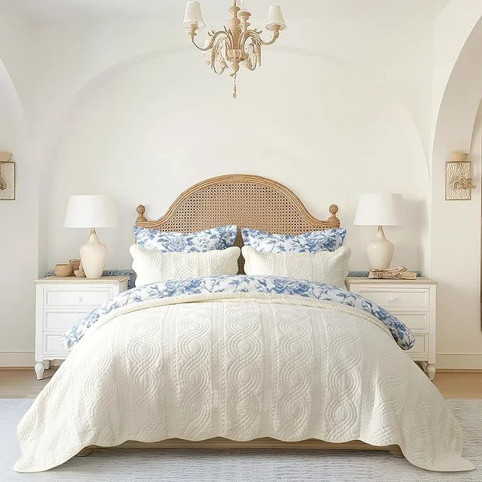 Contemporary EVERGRACE Cotton Scallop Quilt Set King Size 3 Piece Set – Lightweight Bedspread with 2 Shams Soft Prewashed Matelasse Coverlet for Cozy and Elegant Bedding Ivory Cream Solid