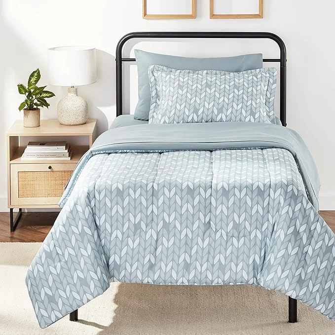 Versatile Amazon Basics Twin Twin XL Comforter Set with Printed Sheets 5-Piece Gray Leaf Bedding Lightweight Microfiber Bed-in-a-Bag Minimalist