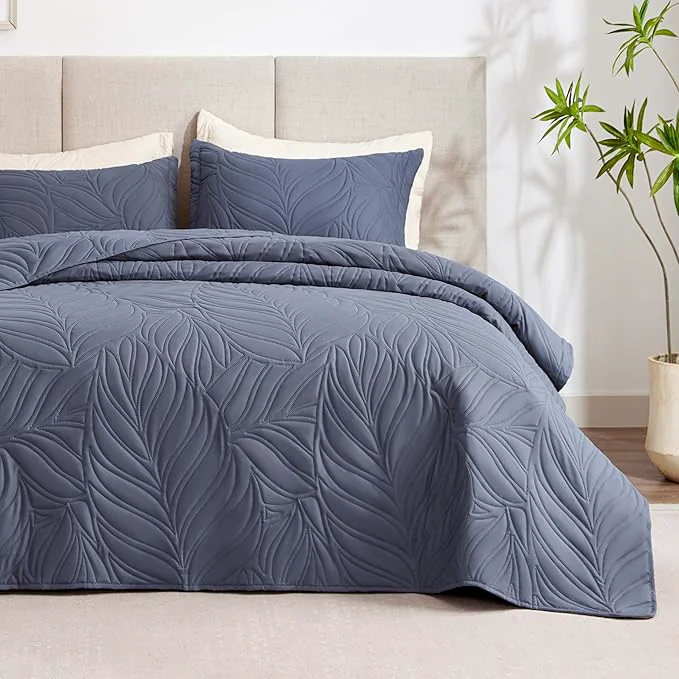 Stylish EXQ Home Quilt Set King Size Bluish Grey 3 Piece Lightweight Soft Coverlet Modern Style Leaf Pattern Bedspread Set 1 Quilt 2 Pillow Shams Artisan