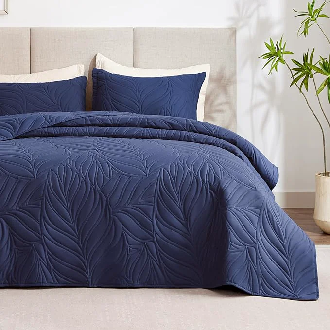 Exclusive EXQ Home Quilt Set Twin Size Navy 2 Piece Lightweight Soft Coverlet Modern Style Leaf Pattern Bedspread Set 1 Quilt 1 Pillow Sham Classic