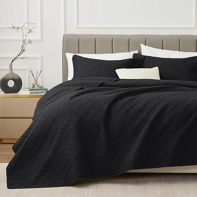 Fine Crafted EXQ Home Quilt Set King Size Black 3 Piece Lightweight Soft Coverlet Modern Style Squares Pattern Bedspread Set for All Season 1 Quilt 2 Pillow Shams Sustainable