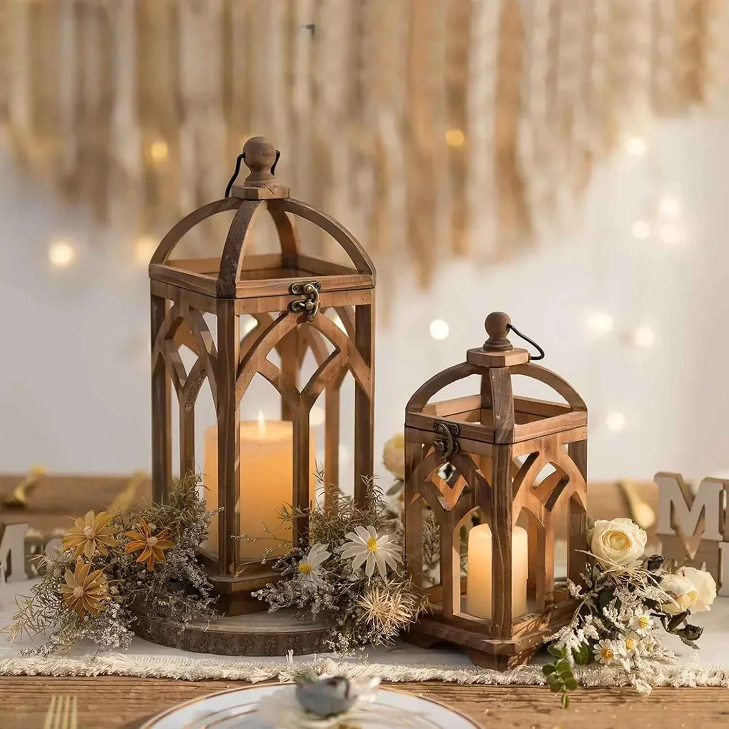 Long-Lasting Candle Lantern - Rustic Wooden Set Efficient