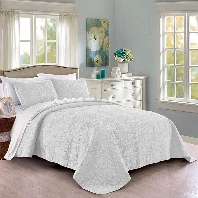 Genuine Pure Bedding Quilt Set King Cal King California King Size White - Oversized Bedspread - Soft Microfiber Lightweight Coverlet for All Season - 3 Piece Includes 1 Quilt and 2 Shams Geometric Pattern Eco-Friendly